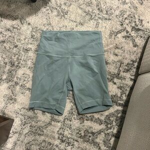 Lululemon Wunder Train High Rise 6”